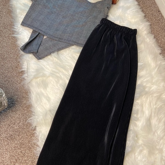 Charlotte Russe Crop Top - Picture 9 of 9